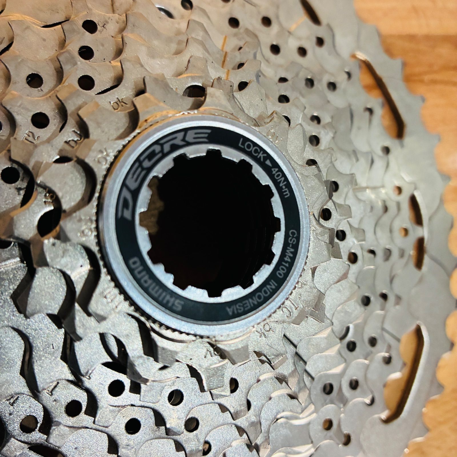 シマノ　CS-M8000 11-46T 11S DEORE XT SHIMANO（シマノ）CS-M8000 11S 11-46T（シングル専用） DEORE XT 送料無料