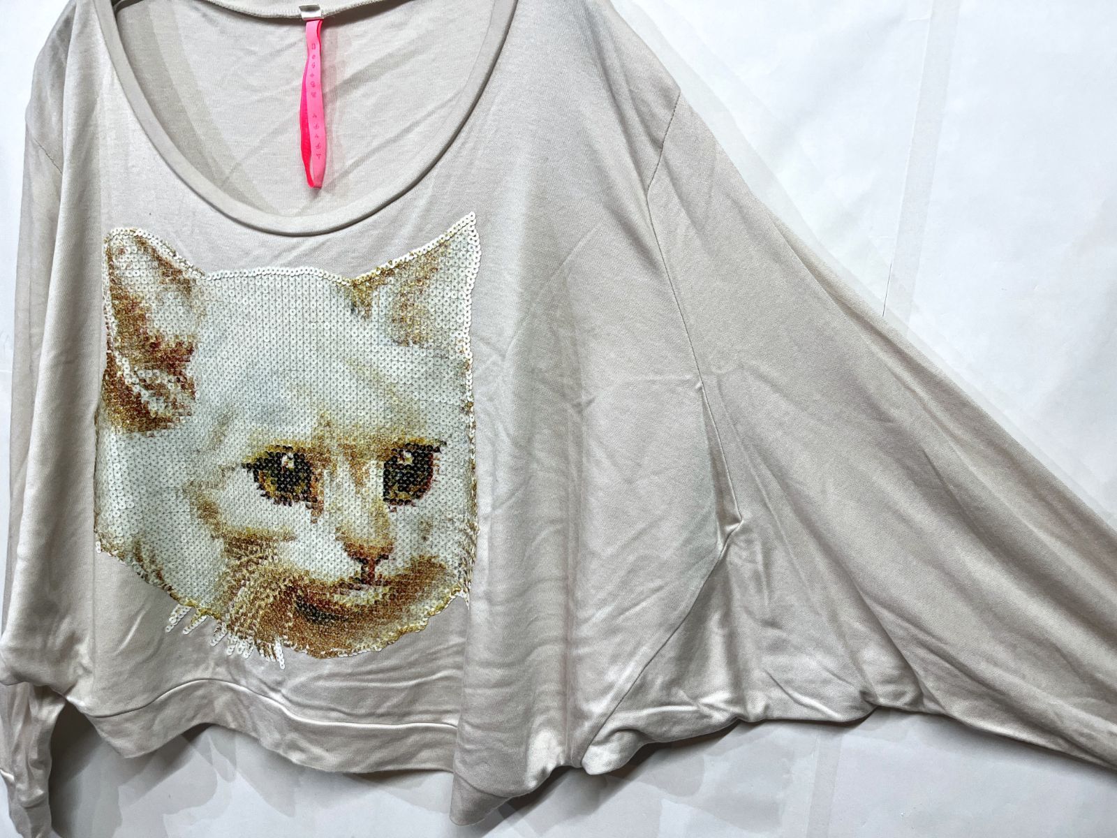 CAT キャット