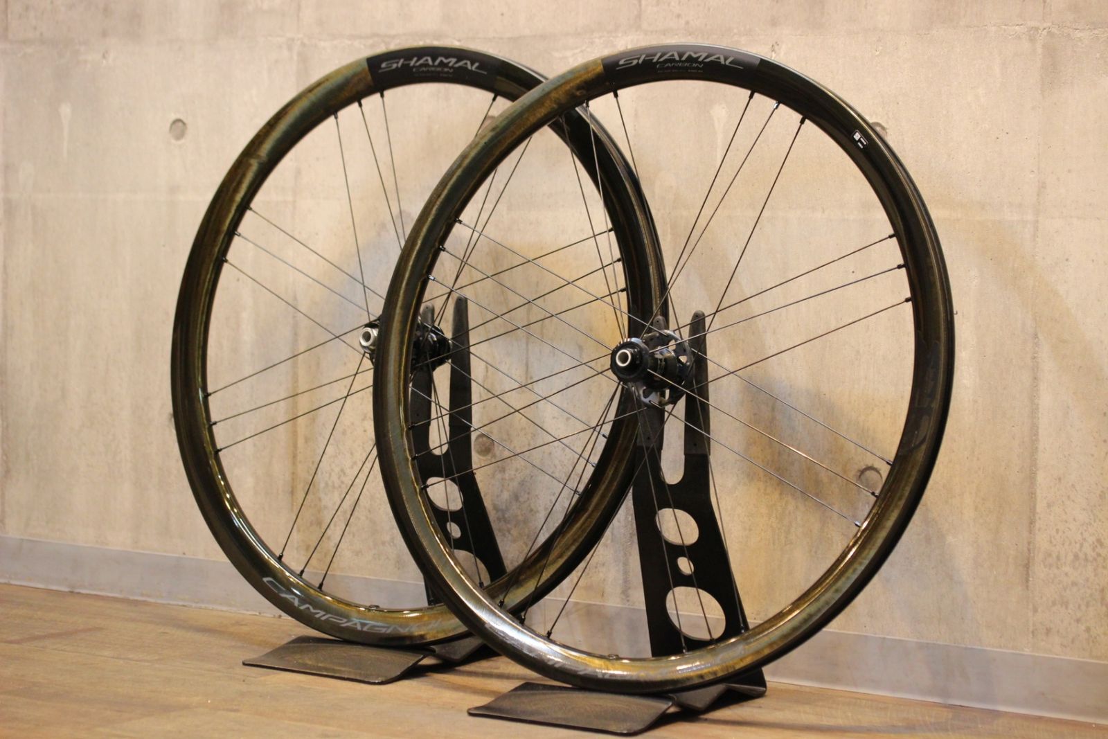 カンパニョーロ CAMPAGNOLO シャマル カーボン SHAMAL CARBON DB カーボン チューブレス ホイールセット シマノ 11|12S 21C 名古屋店