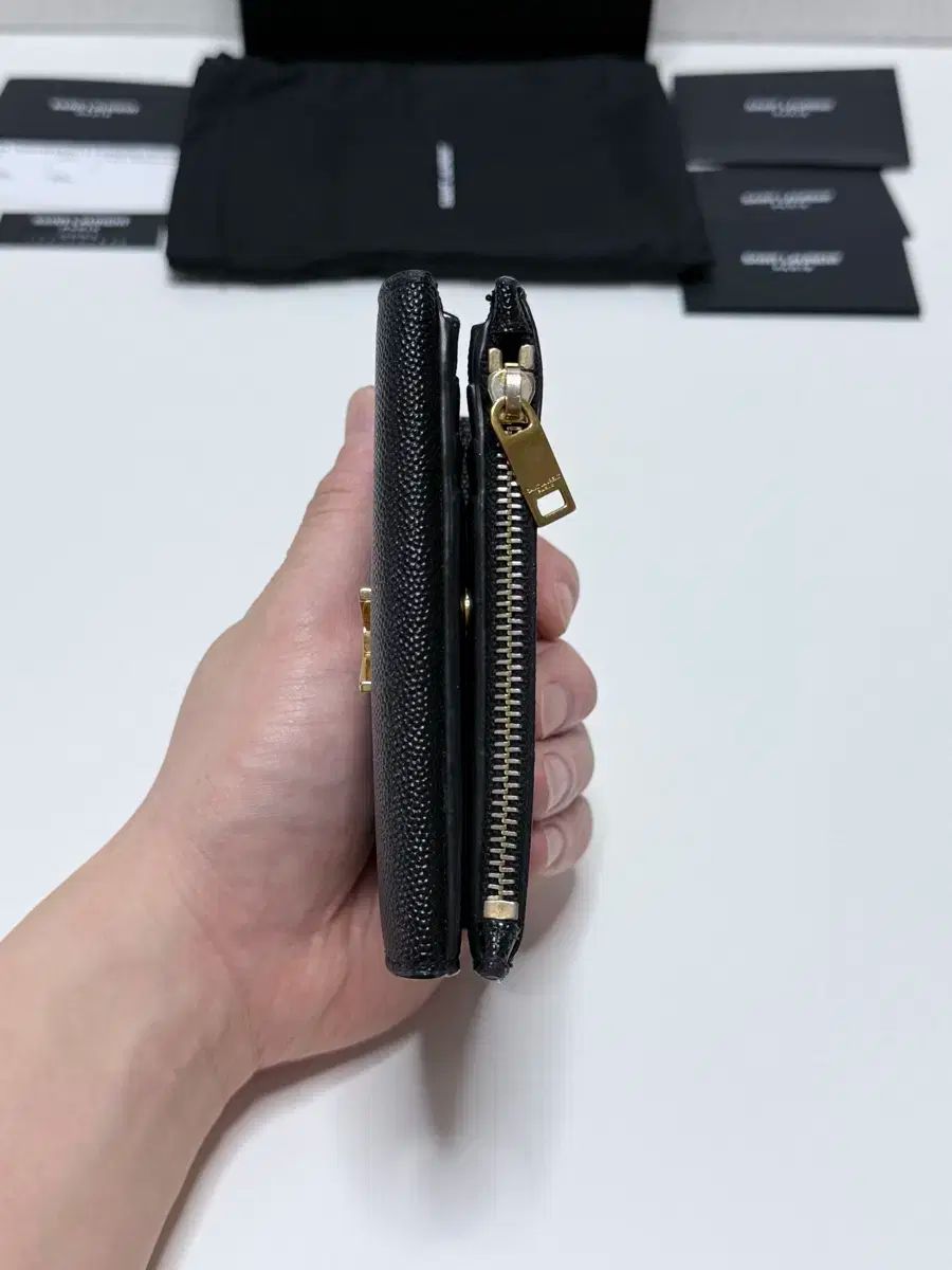 キャビア アップタウン