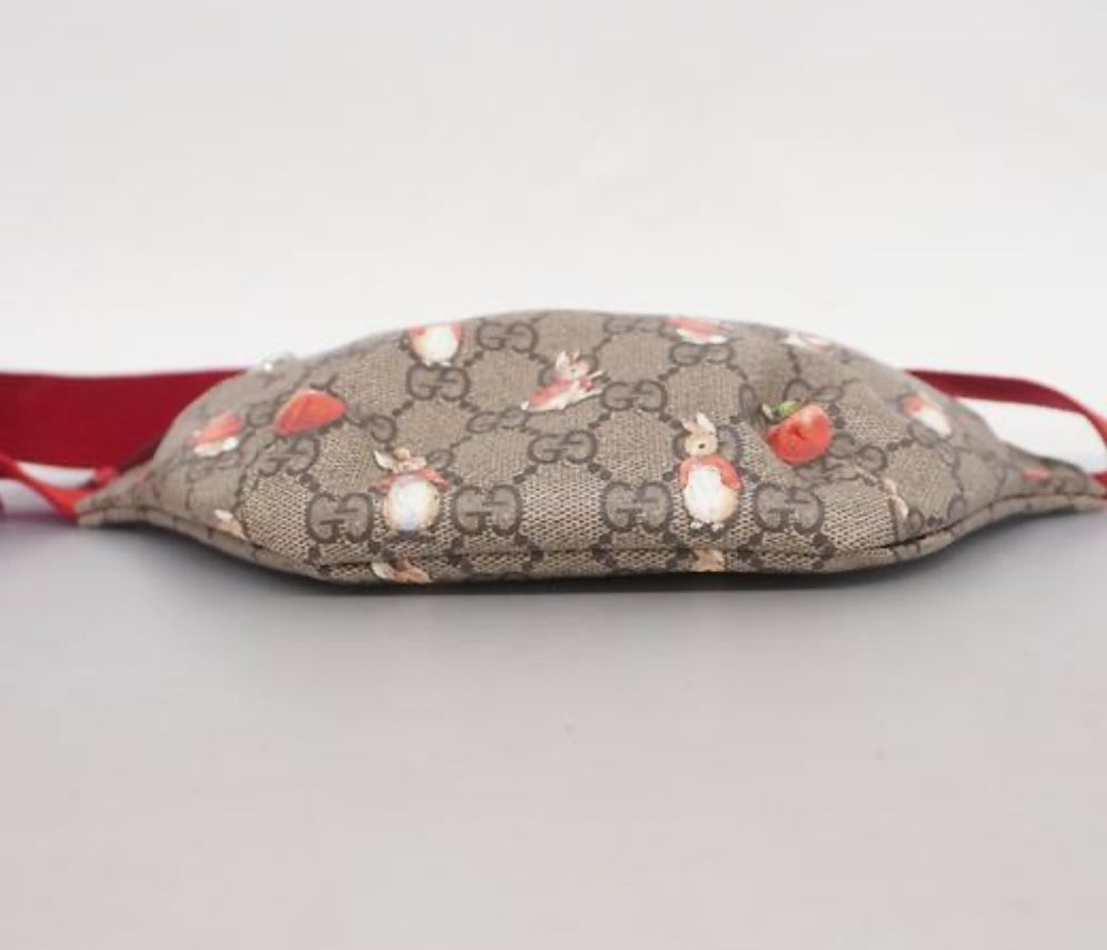 新品 GUCCI グッチ ピーターラビット コラボ ボディバッグ ウエストポーチ グッチ/ウエストポーチ/ピーターラビット×GUCCI ベルトバッグ/GG