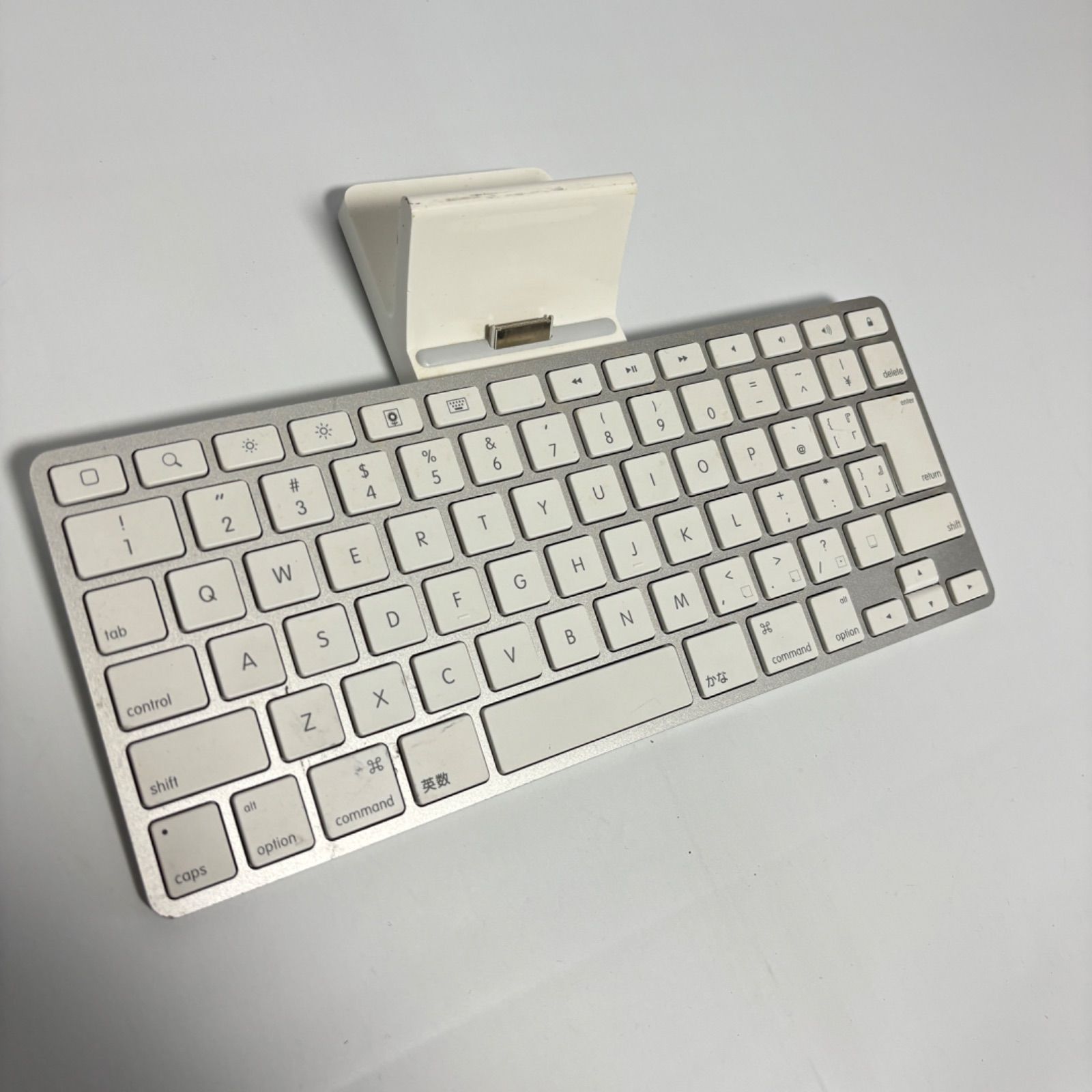 Apple 純正 iPad Keyboard Dock MC533J/A Model A1359 Dockコネクタ