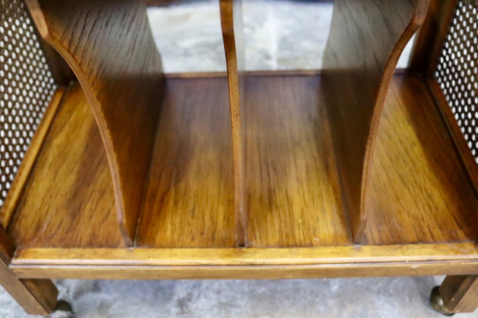 GMIK513○ DREXEL HERITAGE ドレクセルヘリテイジ エトセトラ マガジンラック サイドテーブル キャスターラック 収納棚 定価約14万 WWW_SUPERTOOLSSHOP_NL