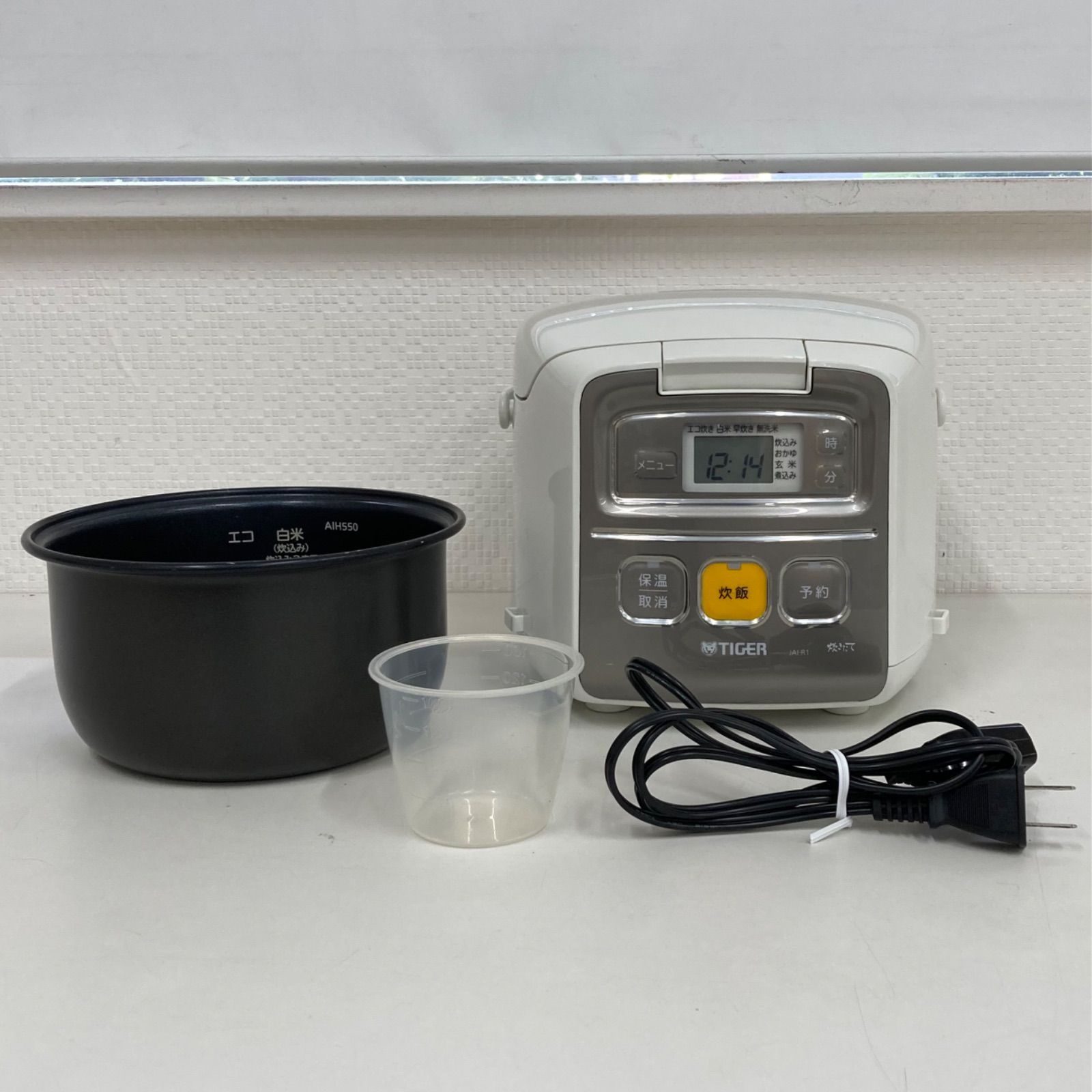 タイガー 炊飯器 3合炊き 一人暮らし用 JAI-R551 炊きたて ミニ