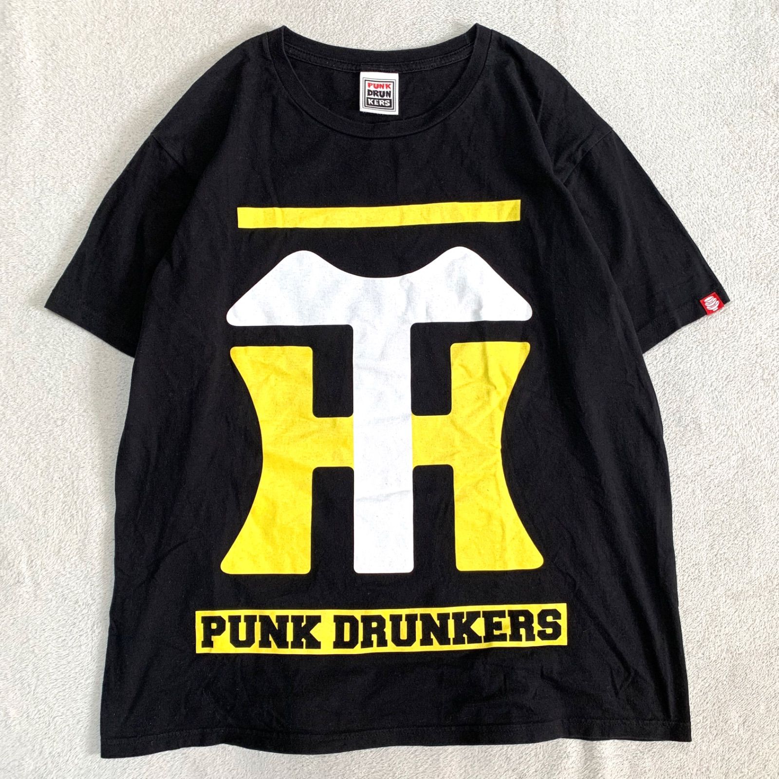 パンクドランカーズ　XL 阪神タイガース Tシャツ　punkdrunkers 黒 パンクドランカーズ XL 阪神タイガース Tシャツ punkdrunkers 黒