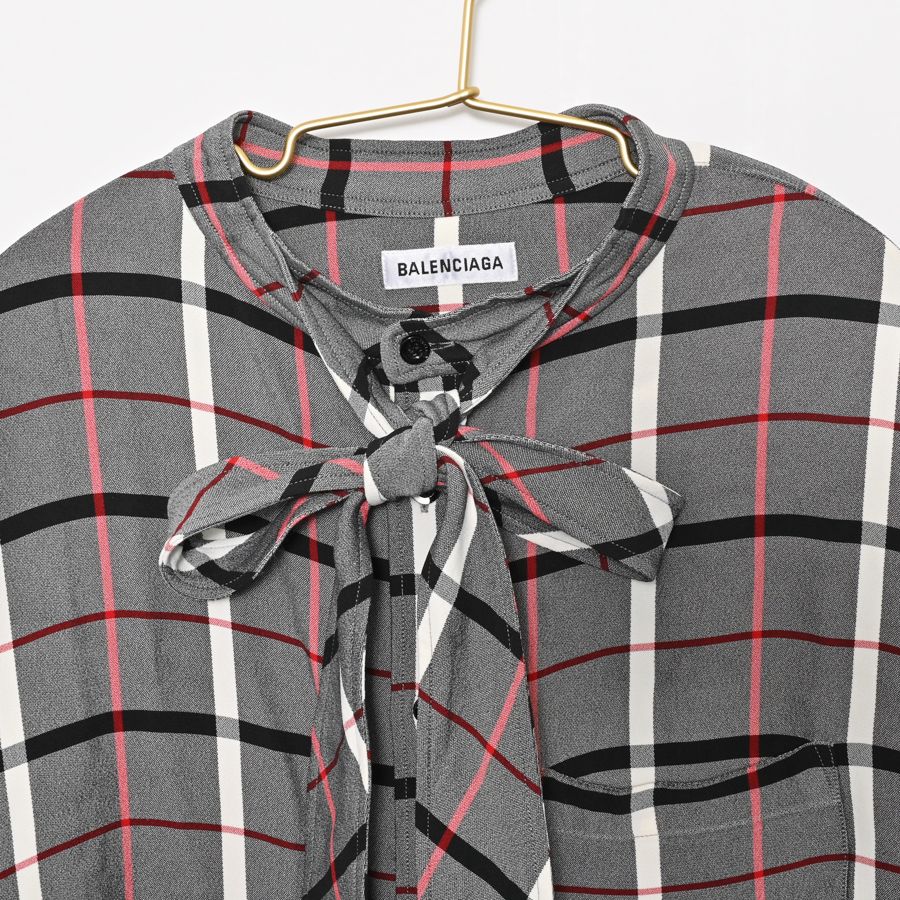 BALENCIAGA