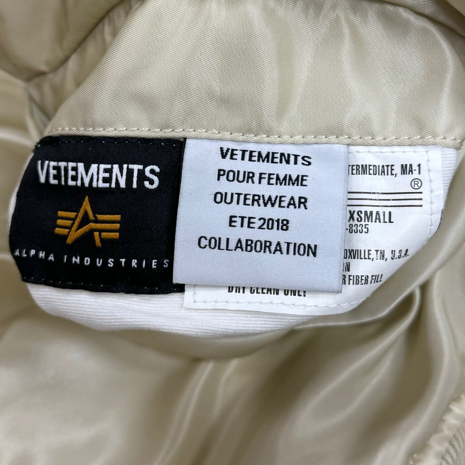VETEMENTS ALPHA INDUSTRIES OVERSIZE BOMBER JACKET WSS18JA25 VETEMENTS ALPHA INDUSTRIES OVERSIZE BOMBER JACKET WSS18JA25