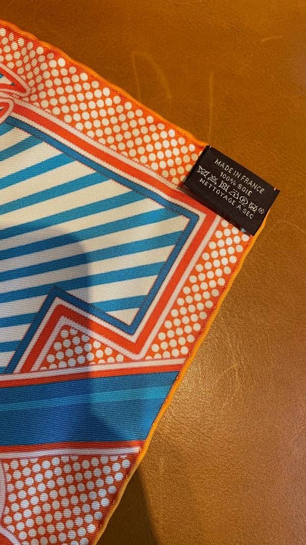 HERMES エルメス GAVROCHE TWILL PEGASE POP ペガサス オレンジ シルク