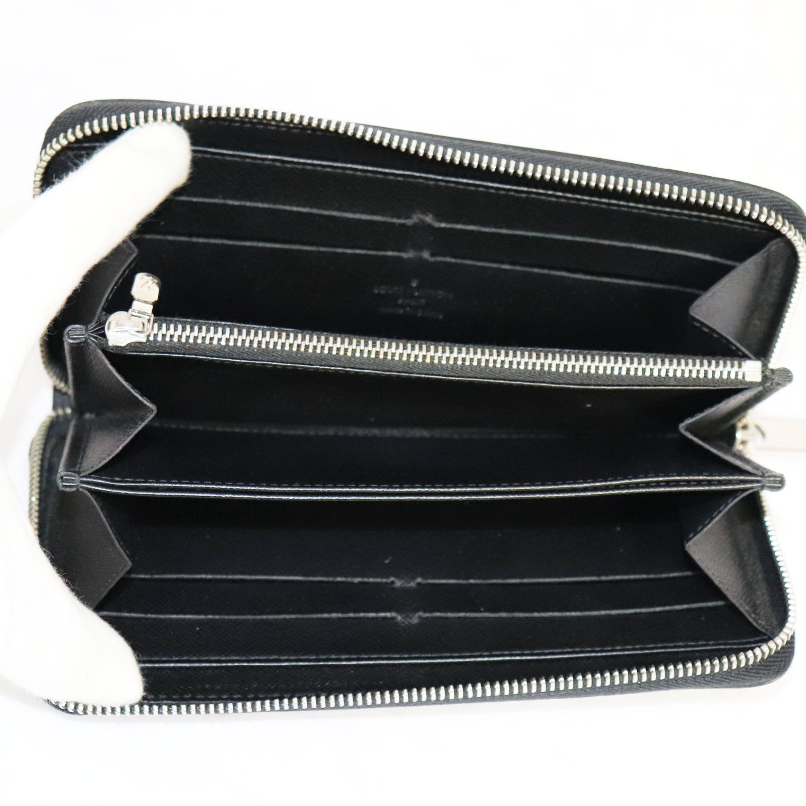 LOUIS VUITTON ルイヴィトン M6007N エピ エレクトリック ジッピー 
