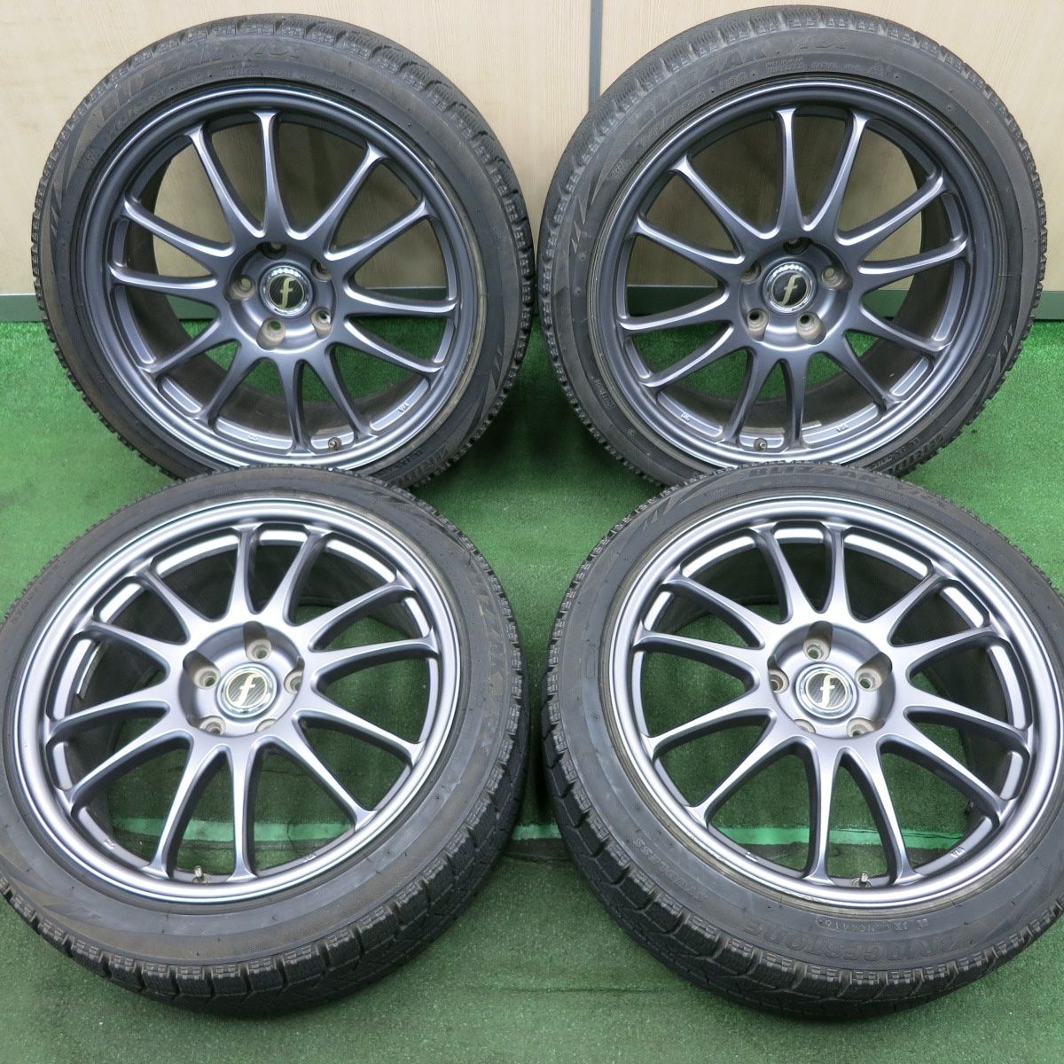 送料無料* バリ溝！8.5分☆スタッドレス 245/40R18 ブリヂストン 