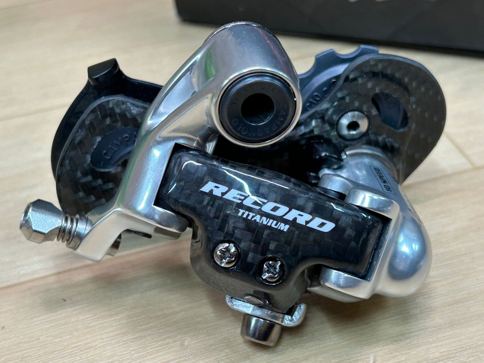 新品未使用Campagnolo RECORD 10sリアディレーラーチタニウム CAMPAGNOLO 「カンパニョーロ」 RECORD 10S リアディレイラー