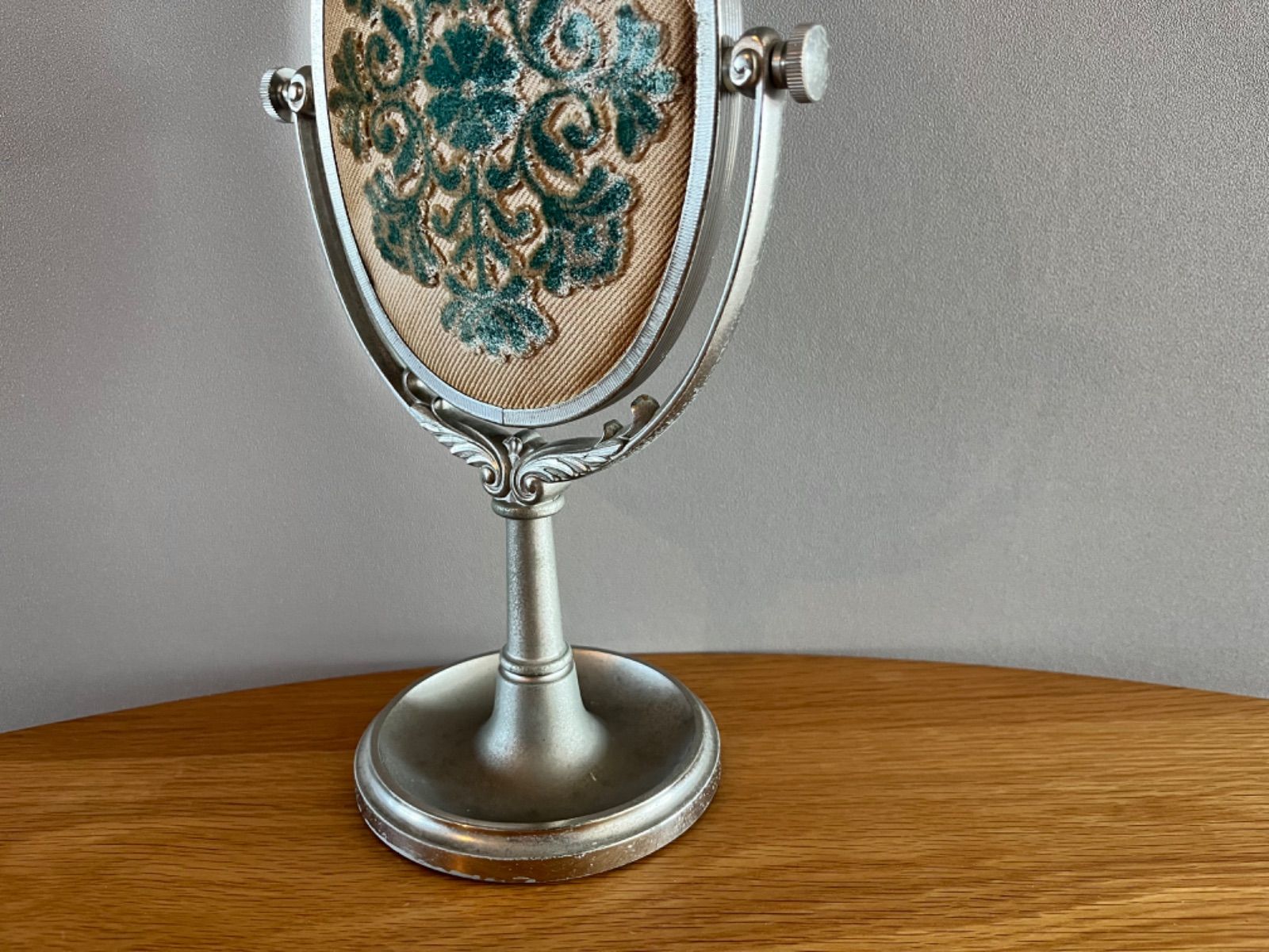 古い国産の置き鏡 アンティーク鏡 資生堂 shiseido 花椿会 置き鏡 昭和