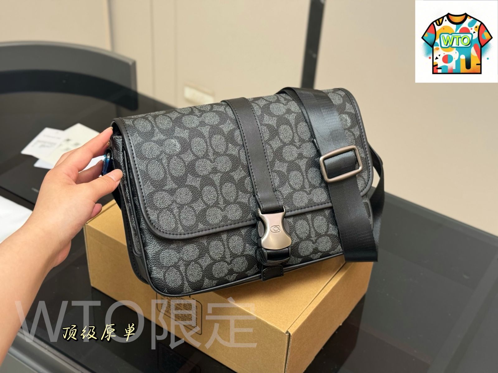 今日WTO】Coach コーチ メンズメッセンジャーバッグ 高品質素材