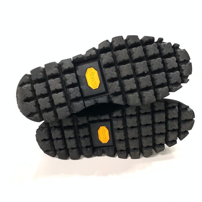 カラー ブラック