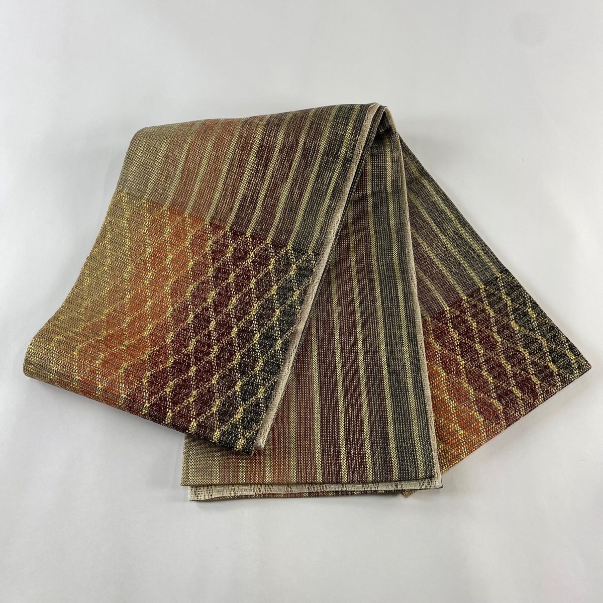 袋帯 名品 斜め格子 金通し 箔 ベージュ 全通 正絹 【中古】 袋帯 美品 名品 幾何学模様 格子 箔 紺色 六通 正絹 中古