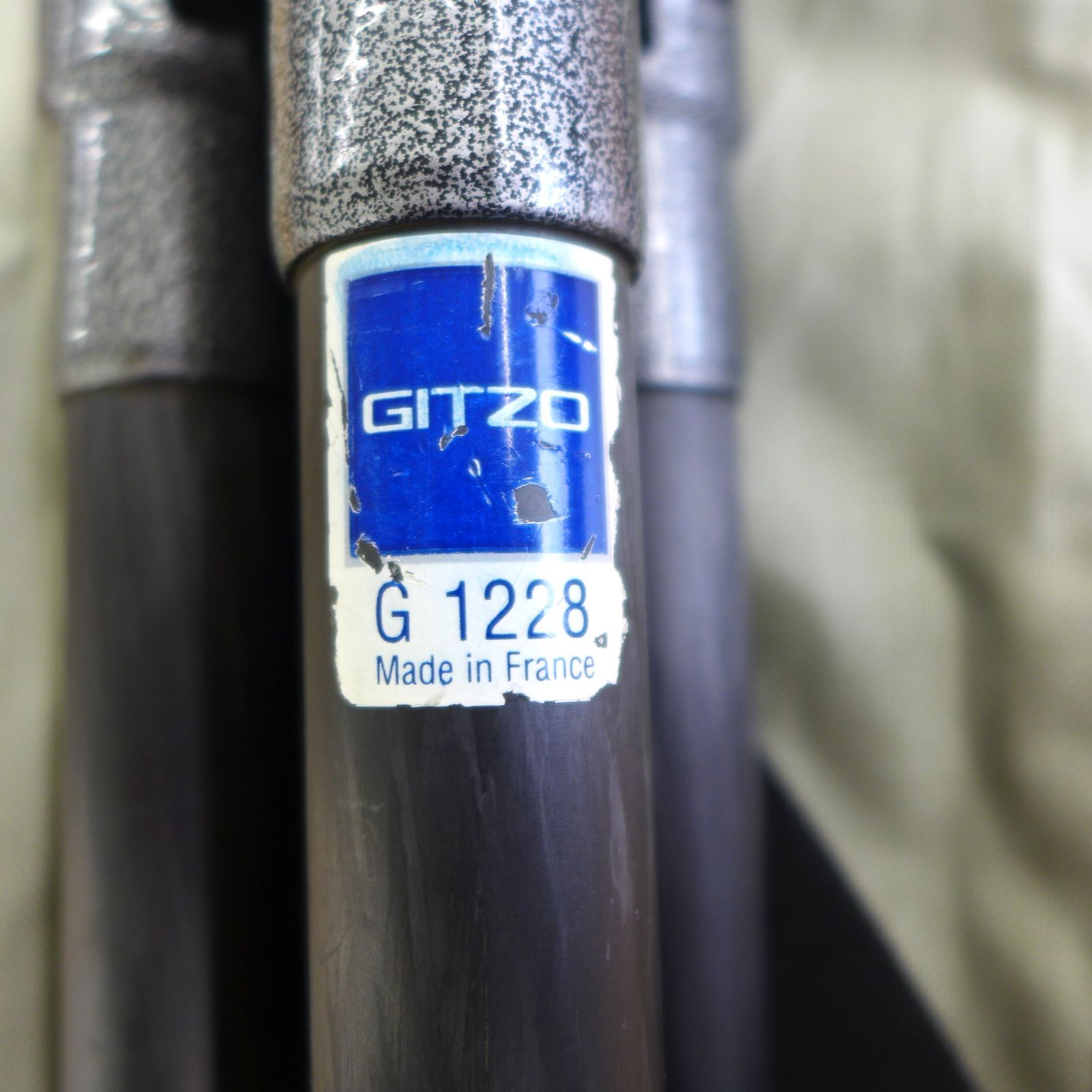 海外通販！ GITZO ジッツォ G1228 自由雲台 G1275M セット カーボン三脚 ケース付き 公田店