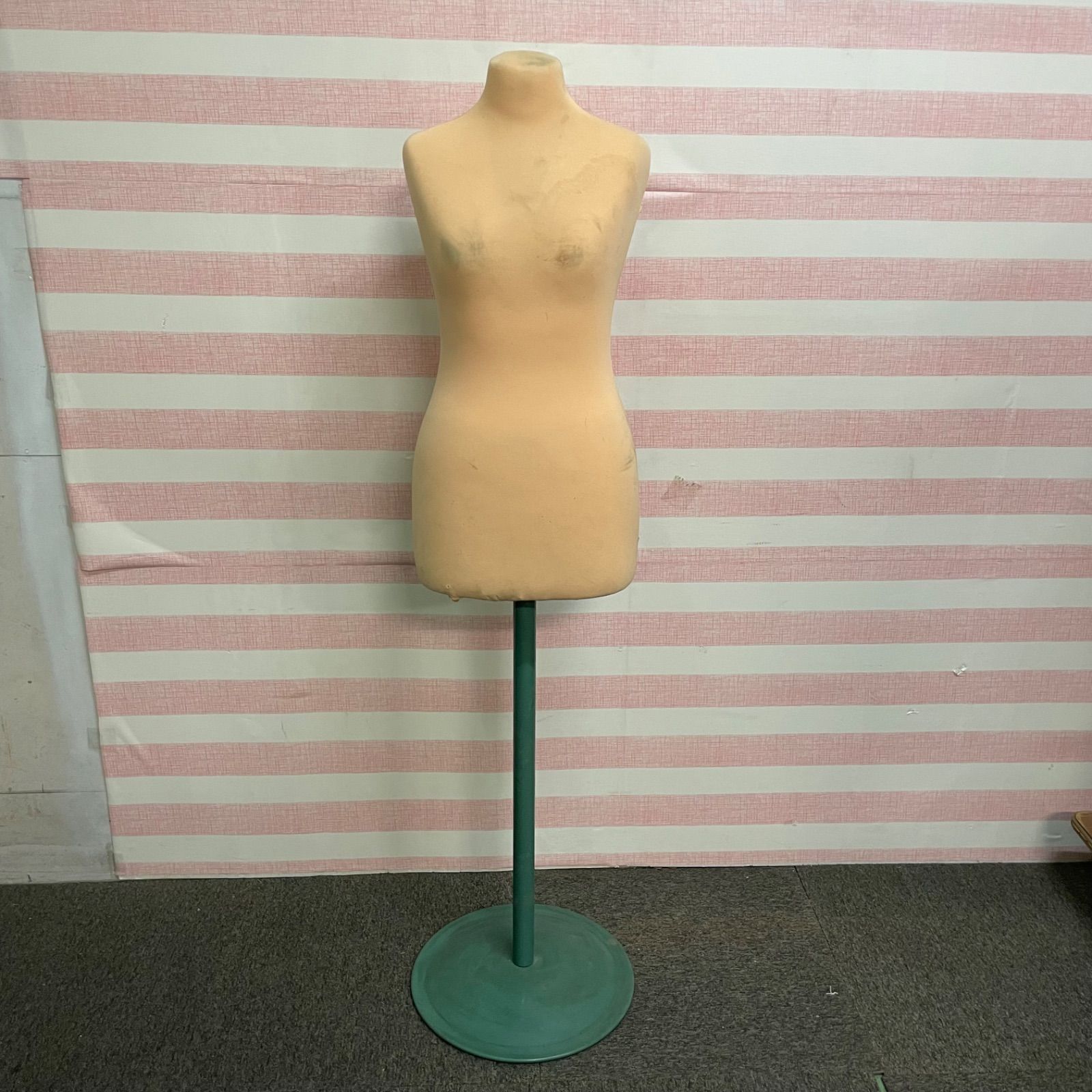 ♭♭ 女性 レディース マネキンボディー ディスプレイ 撮影 店舗什器