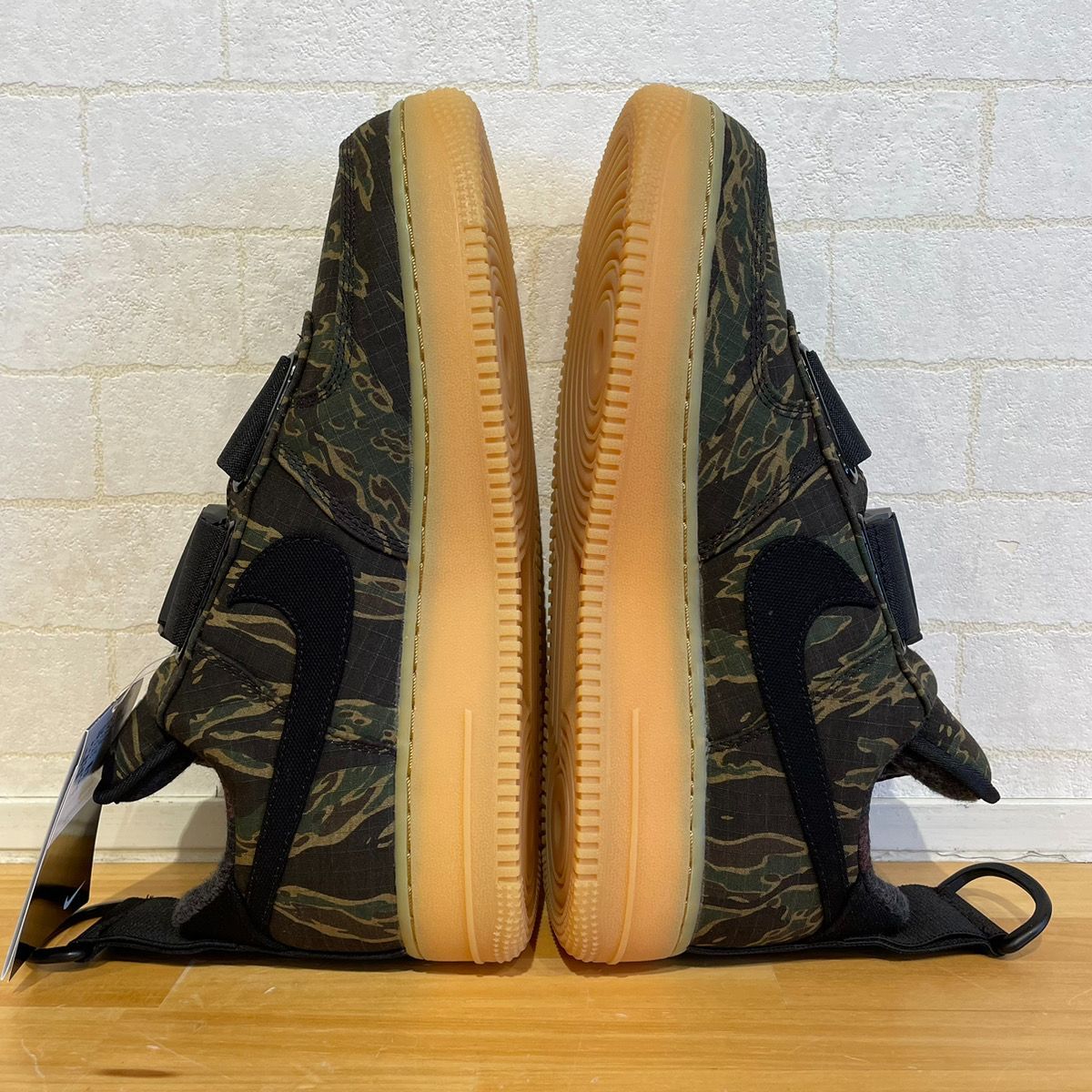 ナイキ NIKE ×CARHARTT WIP カーハート AIR FORCE 1 UTILITY LOW 