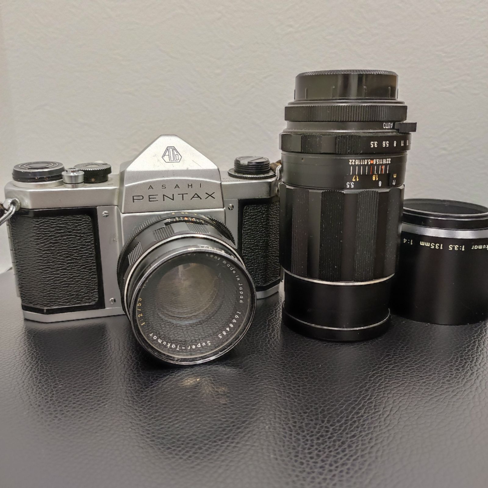 PENTAX S2 一眼レフ TAKUMARレンズ付 ジャンク ASAHI PENTAX S2 レンズ2本・レザーケース付き ジャンク Super-Takumar