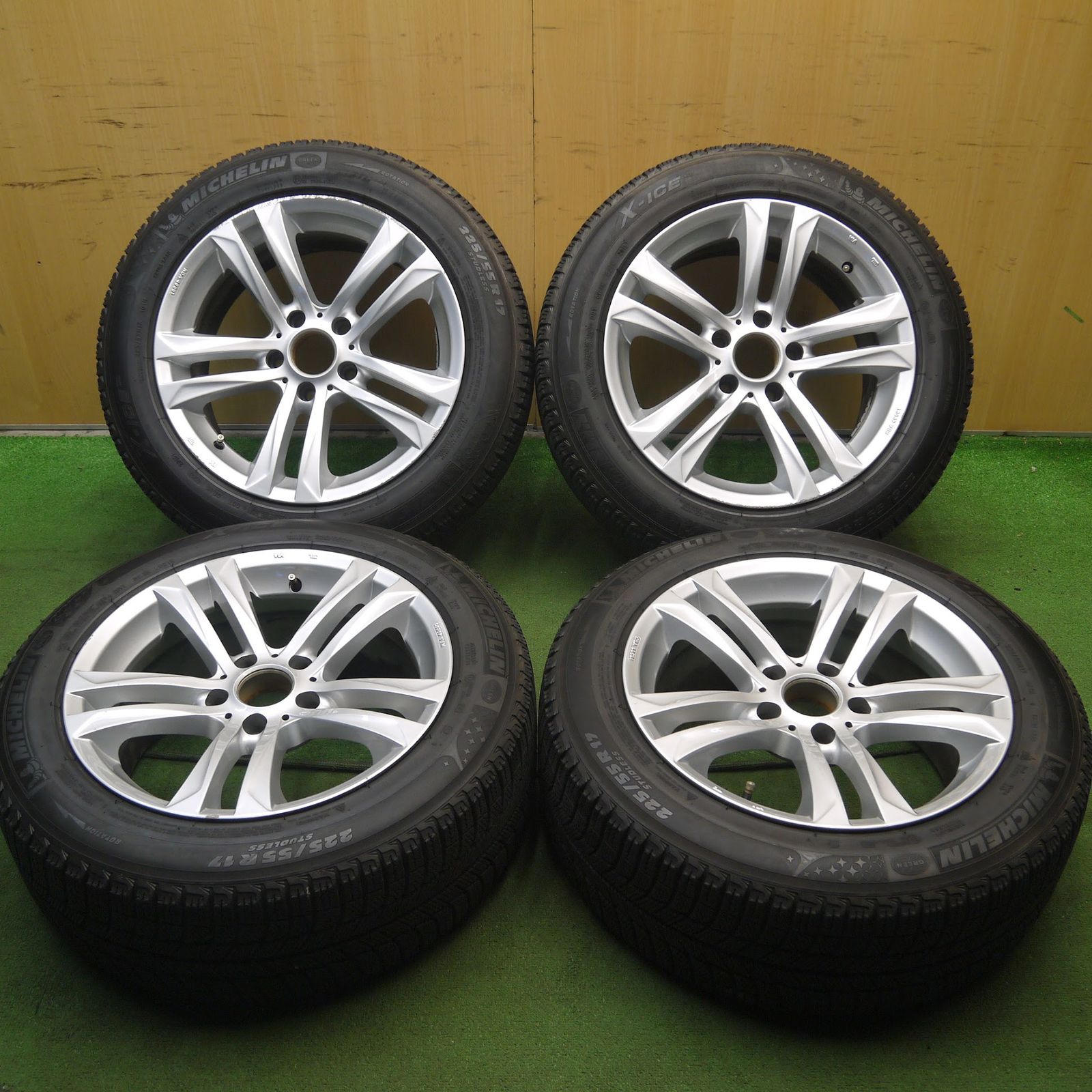 【安いお得】バリ溝！キレイ！9分★BMW 等 225/55R17 スタッドレス AGA TAS ブリヂストン ブリザック VRX2 17インチ PCD120/5H★ スタッドレスタイヤ