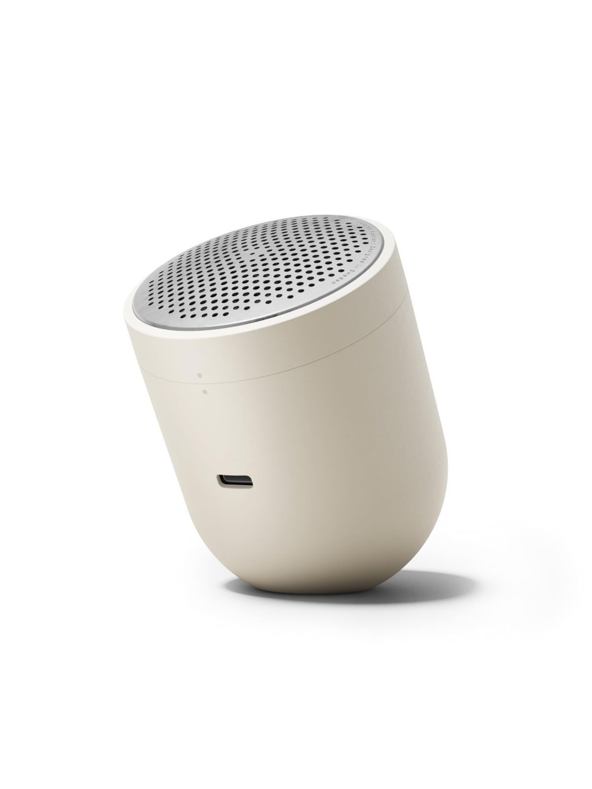サンドベージュ Beige Sand Shaver Fabric ピロー2 Pilo2 | ファブリックシェーバー デリケート素材対応 洋服ケア コードレス 電動 毛玉取り器 毛玉取り機 衣類を傷つけない 充電式 スチーマリー S