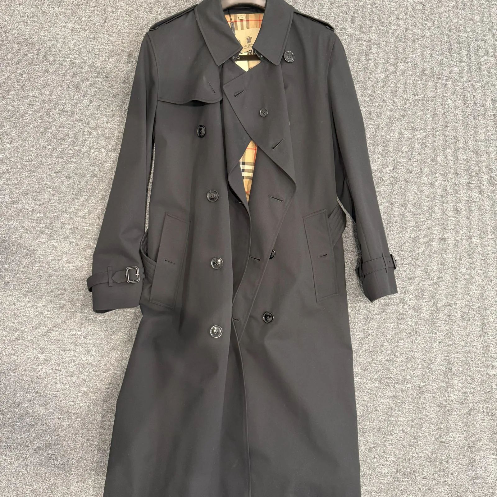 BURBERRY トレンチコート THE KENSINGTON Long Kensington Heritage Trench Coat in Black - Men, Cotton
