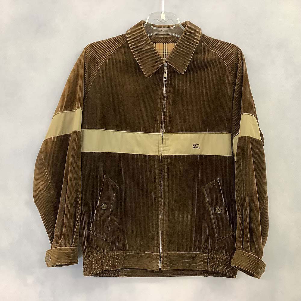 Burberry バーバリー ジャケット ☆Burberry☆軽量 フード付きジャケット (Burberry/ジャケット