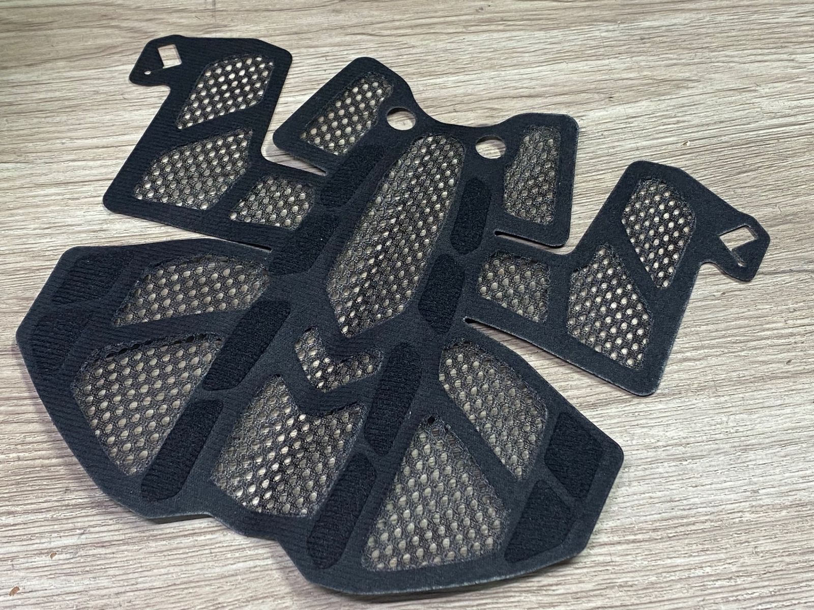 JM841 カブト Kabuto ヴォルツァ VOLZZA ヘルメット 白赤 S M 55-58 令和6年12月製造 BRIGHTFACE_UK