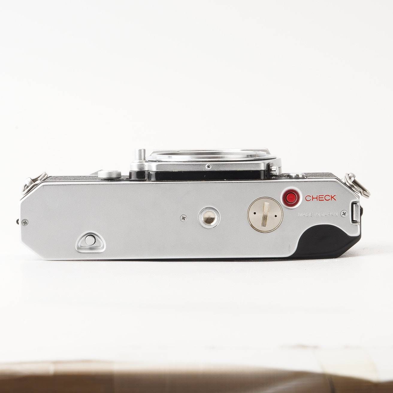 コニカ Konica FTA / Hexanon AR 52mm F1.8 フィルム一眼レフカメラ