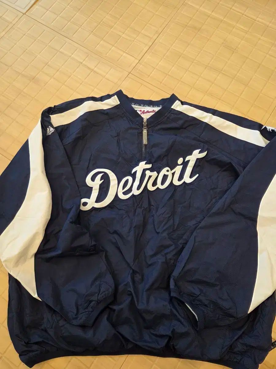 XXL マジェスティック デトロイト ウォームアップ