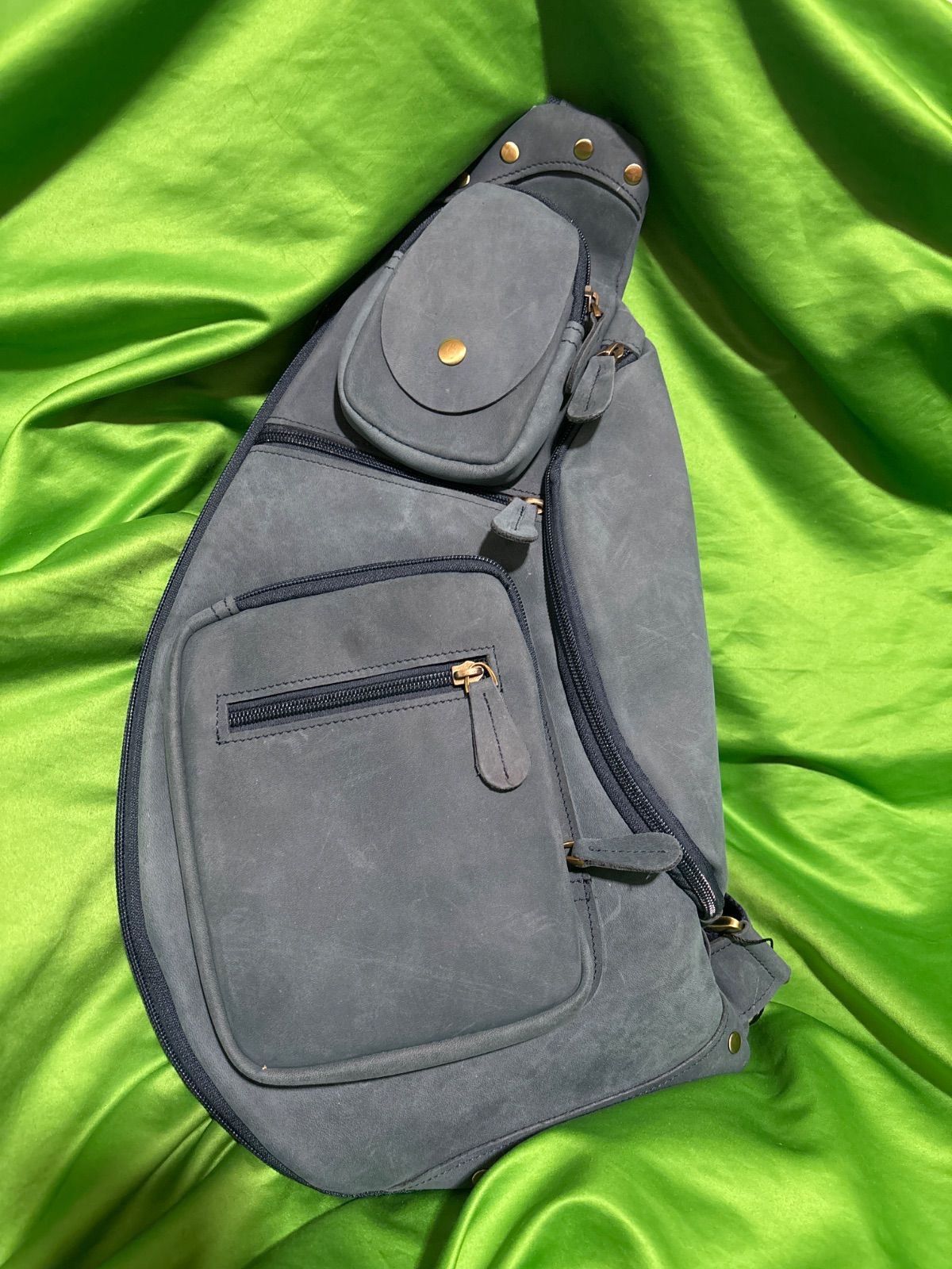 TIDING 本革 ワンショルダーバッグ メンズ 斜めがけ ボディバッグ 牛革 レザー おしゃれ 大容量