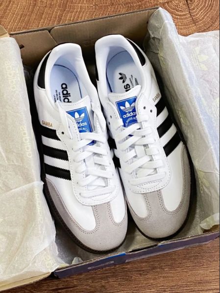 【新品未使用品】SAMBA OG アディダス サンバ ホワイト Adidas Originals Samba white FW2427男女兼用