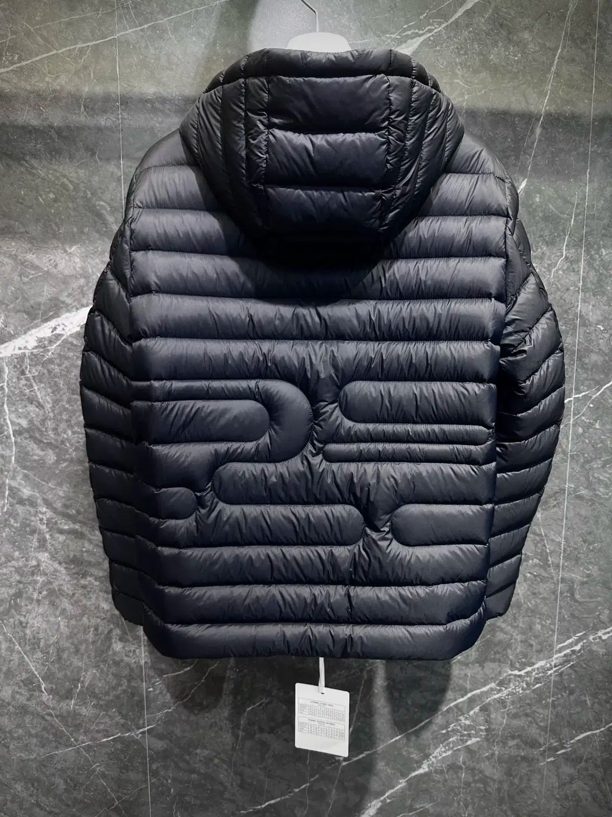 MONCLER モンクレール ユニセックス カジュアル ロゴ 黒 フード ダウン