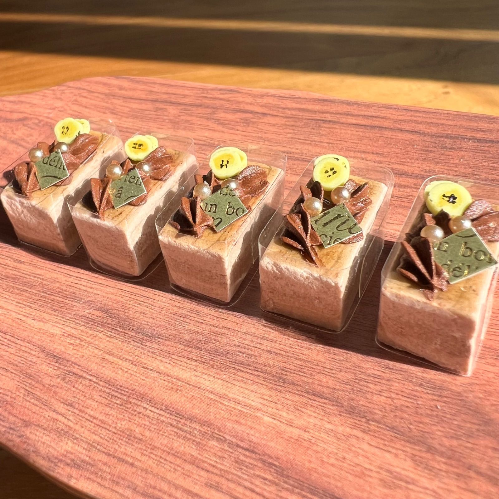 長方形チョコバナナケーキ 単品1個 ミニチュアケーキ ミニチュア 長方形チョコバナナケーキ 単品1個 ミニチュアケーキ ミニチュア