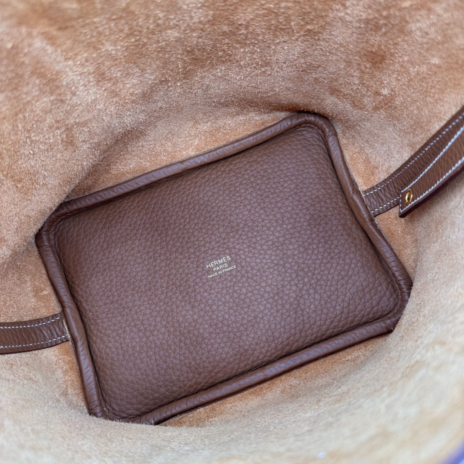 エルメス(HERMES) ピコタンロックPM(18) ゴールド トリヨン ゴールド