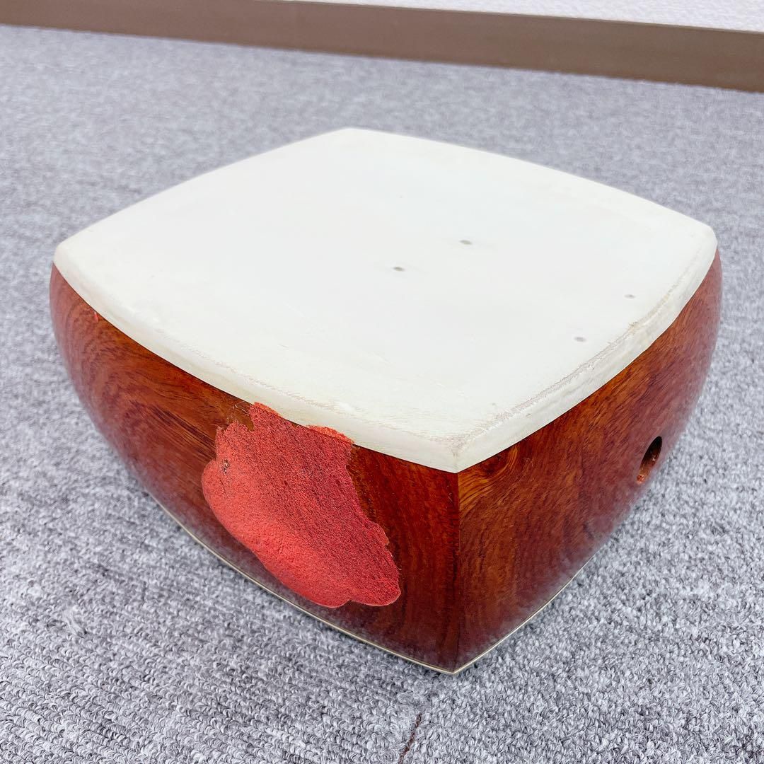 最安値人気新品。 三味線 短棹 中棹 金細 1本溝 綾杉胴 トチ入り紅木 和楽器