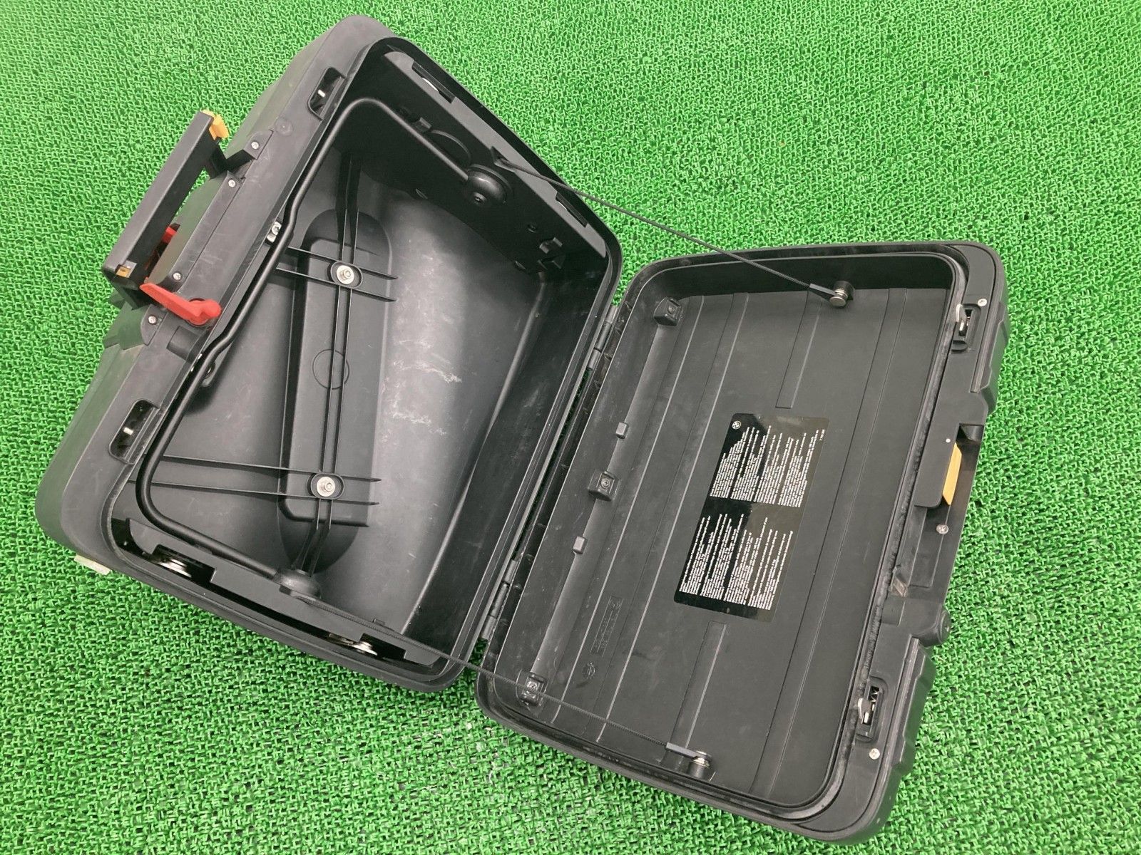 BMW 　純正パニアケース左右　R1100/1150用　10000円　引き取り限定 BMW 純正パニアケース左右 R1100/1150用 10000円 引き取り限定