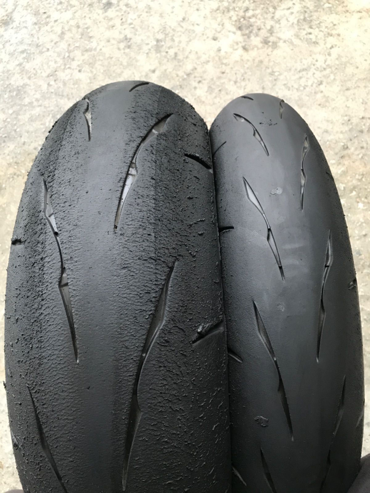 ブリヂストン RS11 前後セット 120|70ZR17 190|55ZR17 178