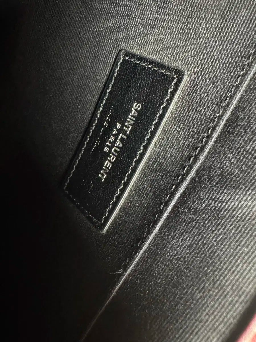 SAINT LAURENT