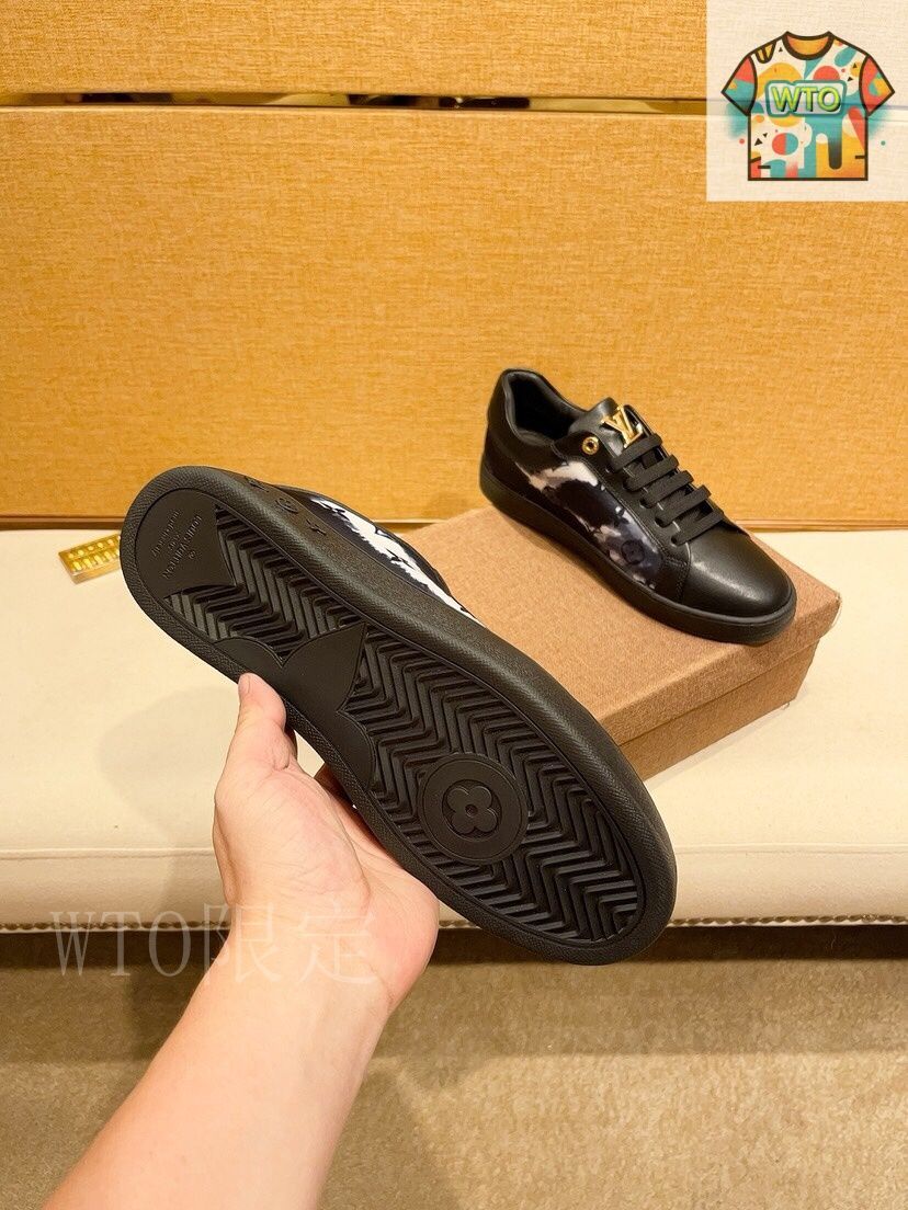 louis vuitton メンズシューズ　新品☆ Louis Vuitton ルイ・ヴィトン メンズ レザー カジュアル