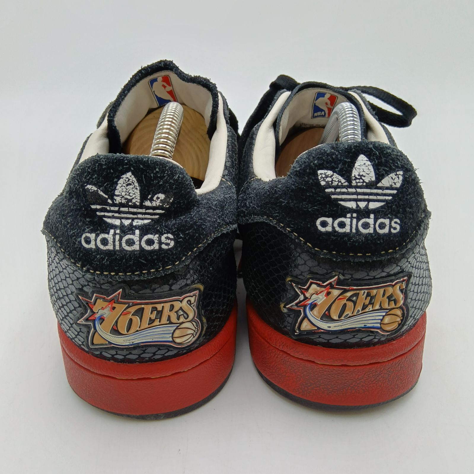 美品☆アディダススニーカーNBAスパーズコラボスニーカー26.5cm 美品☆アディダススニーカーNBAスパーズコラボスニーカー26.5cm