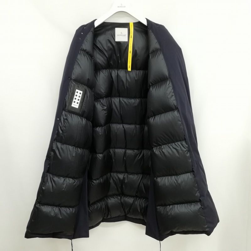 GORE-TEX ネイビー ロングダウンジャケット モンクレール　hyke GORE-TEX ネイビー ロングダウンジャケット モンクレールhyke