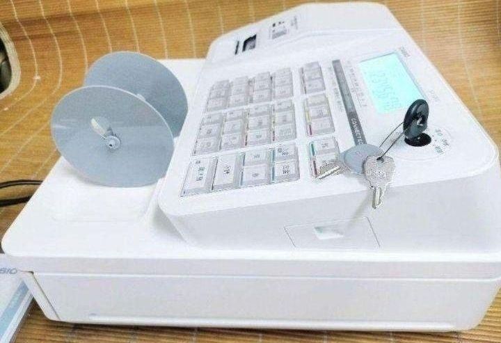 カシオレジスター　SR-S200　最新機種　スマホで設定売上管理　001983 カシオレジスター SR-S200 最新機種 スマホで設定売上管理 001983