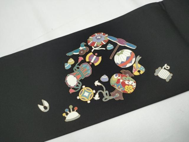 平和屋着物●塩瀬　九寸名古屋帯　玩具文　黒地　金彩　正絹　逸品　CAAY9841hy 平和屋着物○塩瀬 九寸名古屋帯 玩具文 黒地 金彩 正絹 逸品