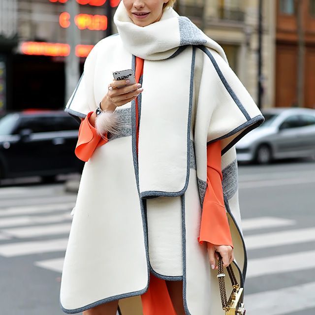 VOGUE掲載 Chloe バージンウール ポンチョ ガウンコート ストールマフラ―付き ホワイト*グレー