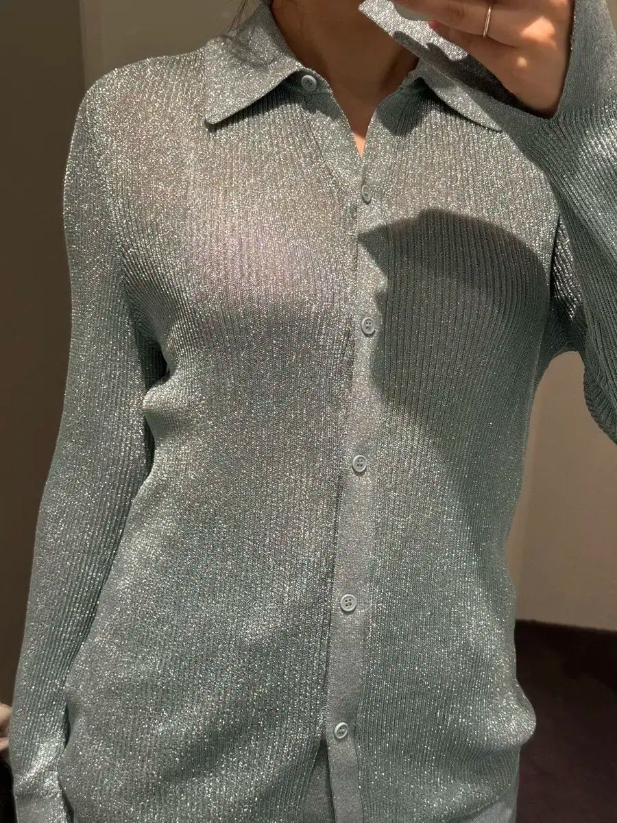 COS ニット　カーディガン　シャツ 新品 COS COS(コス) ラメ ニット カーディガン シャツ