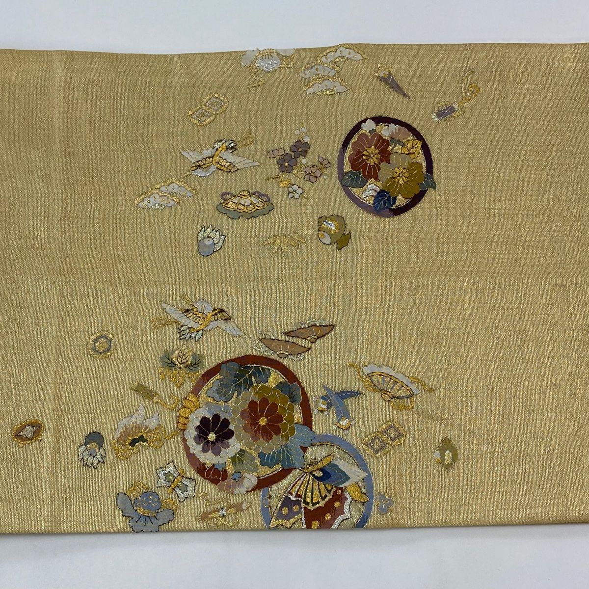 袋帯 美品 逸品 引箔本金紹巴 菱重ね鏡文 金糸 金色 お太鼓柄 正絹 袋帯 美品 逸品 引箔本金紹巴 菱重ね鏡文 金糸 金色 お太鼓柄