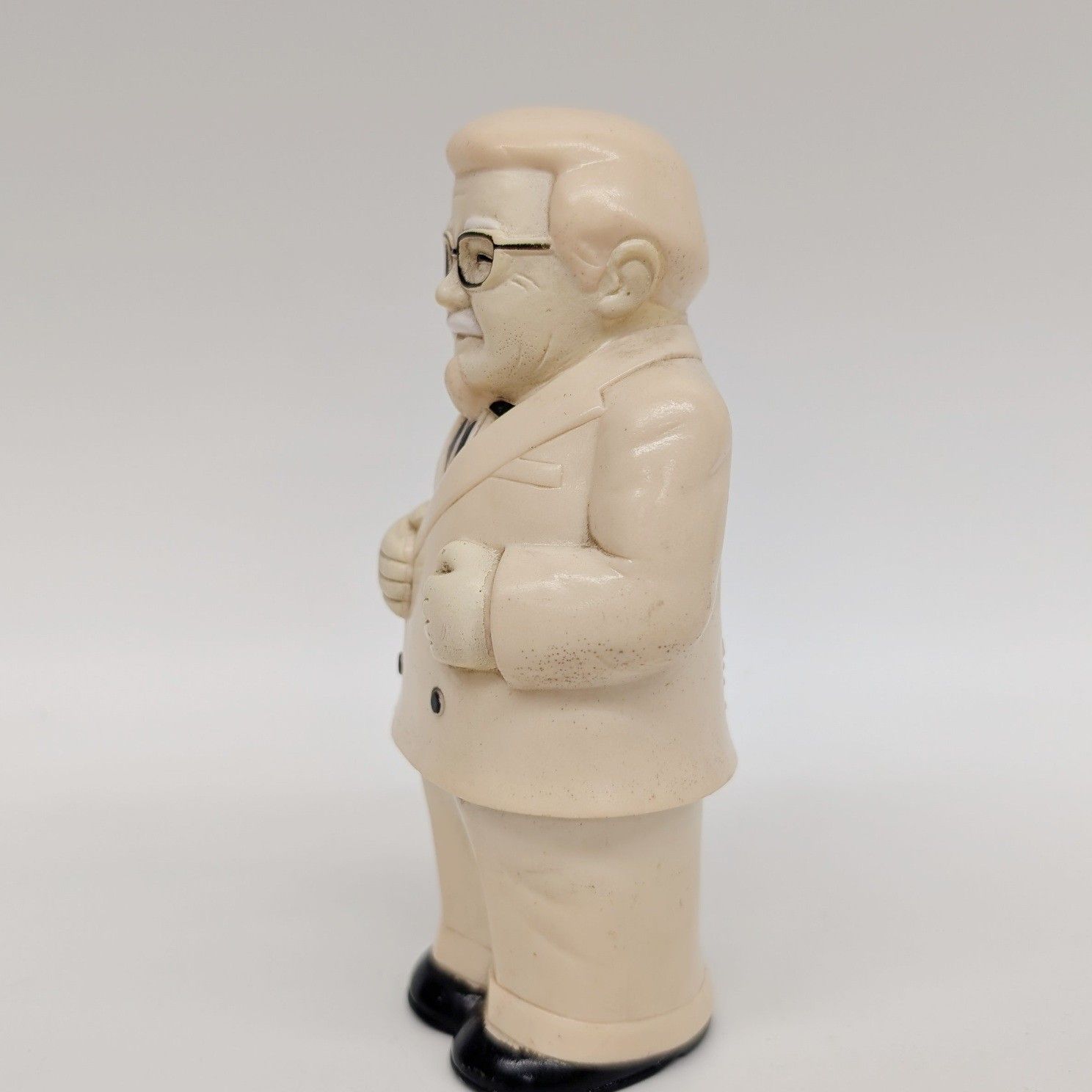 激レア昭和レトロ ケンタッキーKFC カーネルサンダースレジャーシート1993 ケンタッキーフライドチキン カーネルサンダース 缶 小物入れ