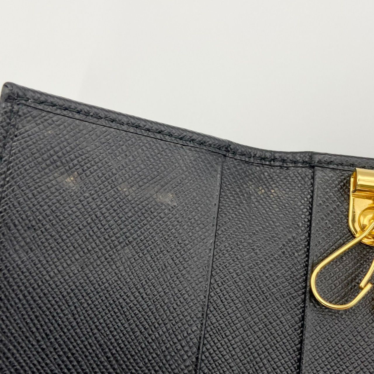 極美品　PRADA キーケース　ギャランティカード付き Amazon.co.jp: [プラダ] カードケース PRADA トライアングル
