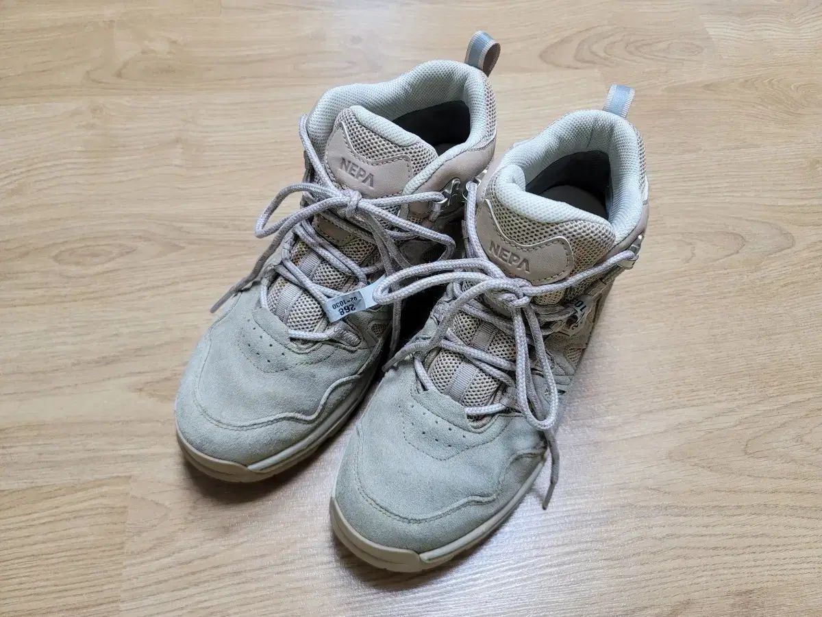 NEPA ネパ カンネート トラクション GORE-TEX ゴアテックス 登山靴 250 255